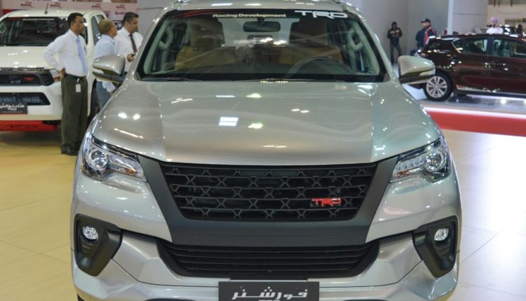2016-Toyota-Fortuner-TRD-front-in-Oman