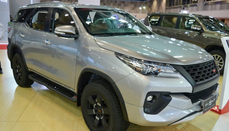 2016-Toyota-Fortuner-TRD-front-three-quarter-in-Oman