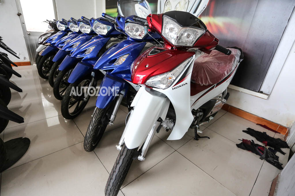 Honda Wave 125i 2023 Made in Thailand đầu tiên về Việt Nam giá 86 triệu