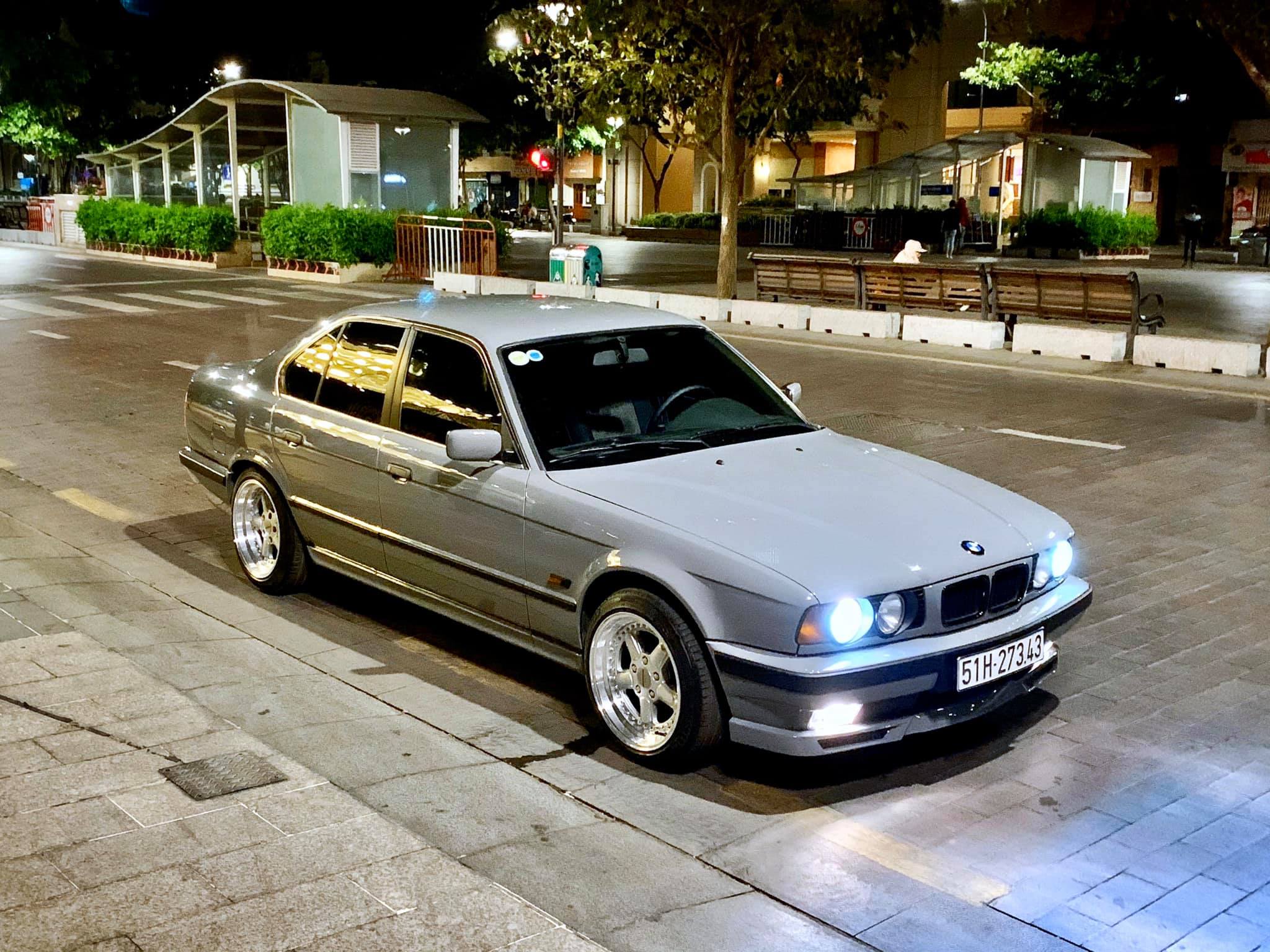 The 1991 BMW M5 E34 Was a 1990s Sport Sedan Icon  YouTube