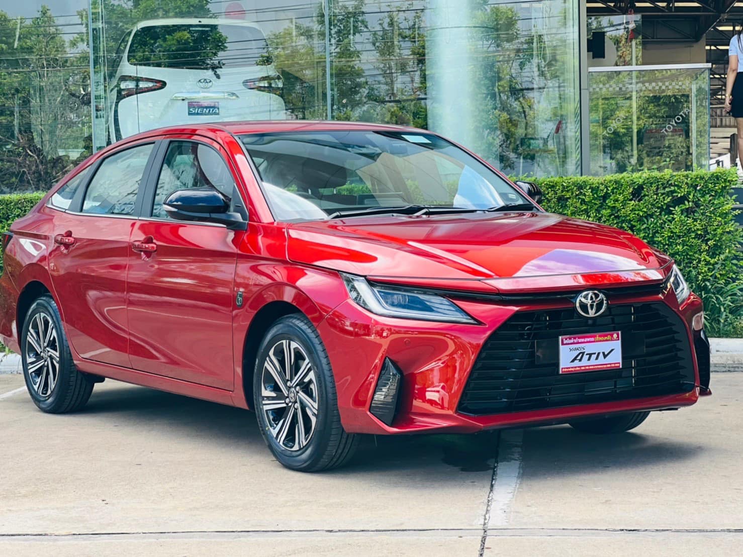 Hình ảnh thực tế Toyota Vios 2022 sắp về Việt Nam – Autozone.vn